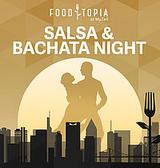 "Salsa & Bachata Nacht" bei Foodtopia @ MyZeil. Ein Paar tanzt vor der Skyline.